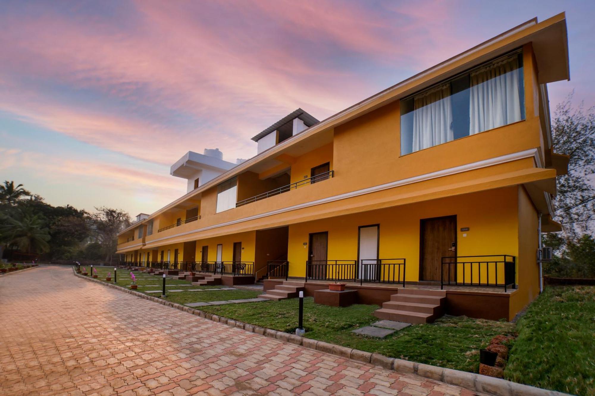 Hotel Sterling Karwar Zewnętrze zdjęcie